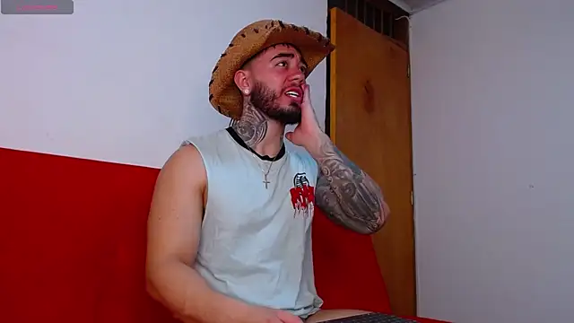 tommyblessd1 online show from September 11, 2025, 5:46 pm