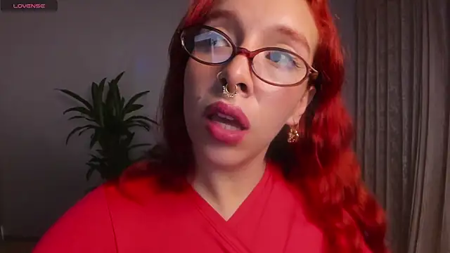 bri von dhara   online show from October 7, 2025, 12:35 pm