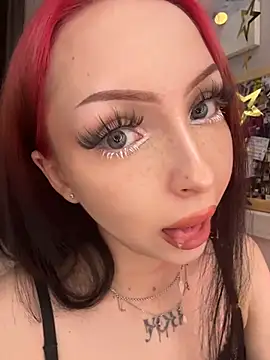 Lina Thornton  online show from January 12, 2026, 6:13 pm