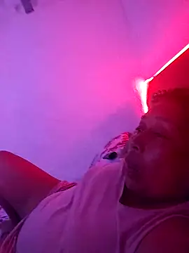 Naomi-Mature online show from April 17, 2026, 8:45 pm