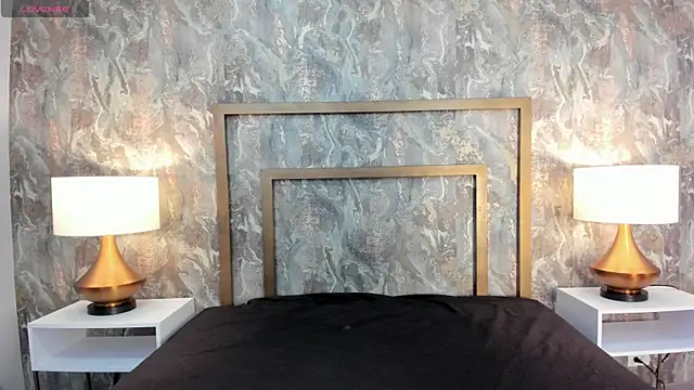 Snapshot of DannaBelucci chatting on September 15, 2025, 1:44 pm DannaBelucci online show from September 15, 2025, 1:44 pm