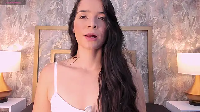 Snapshot of DannaBelucci chatting on September 27, 2025, 12:54 pm DannaBelucci online show from September 27, 2025, 12:54 pm