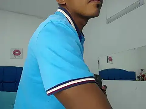 Snapshot of Adam_Morgan2 chatting on November 6, 2025, 1:39 am Adam Morgan2 online show from November 6, 2025, 1:39 am