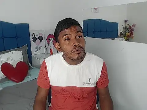 Snapshot of Adam_Morgan2 chatting on November 17, 2025, 3:12 am Adam Morgan2 online show from November 17, 2025, 3:12 am