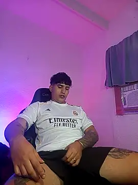 Saturn boy online show from November 4, 2025, 5:17 am