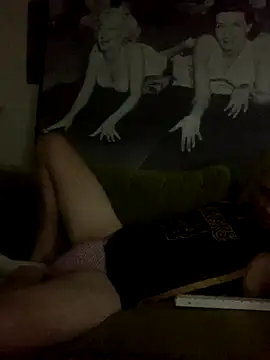 Hothotboyg online show from September 9, 2025, 11:10 am