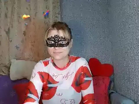 Miss Nona online show from October 8, 2025, 12:14 pm
