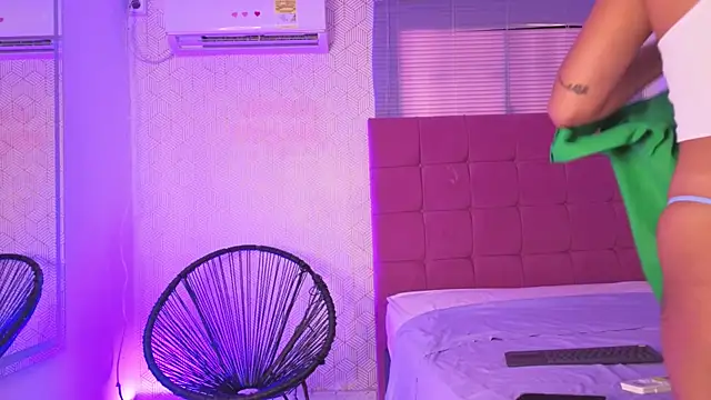 Snapshot of elzafuentes1 chatting on July 29, 2026, 8:18 pm elzafuentes1 online show from July 29, 2026, 8:18 pm