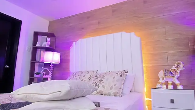 ScarletMore online show from March 1, 2026, 1:46 pm