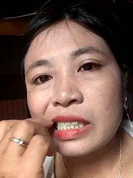 Snapshot of Angela-babyxx chatting on October 19, 2025, 12:22 am Angela-babyxx online show from October 19, 2025, 12:22 am