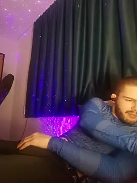 EyesNeverLies online show from March 3, 2026, 10:37 pm