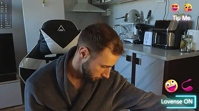 RyanStorm  online show from October 20, 2025, 1:22 pm