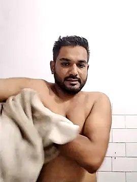 avi007p online show from October 7, 2025, 6:05 pm