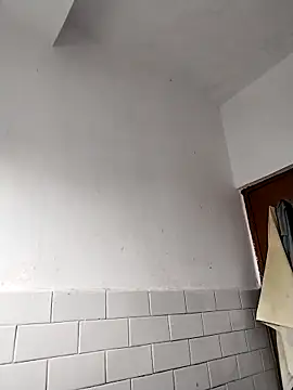 avi007p online show from February 26, 2026, 5:06 am