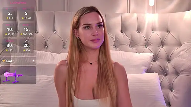 JaneBrock online show from September 22, 2025, 3:03 pm