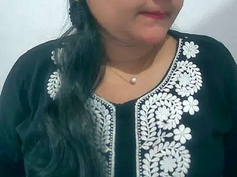 Saniya K online show from December 3, 2025, 11:08 am