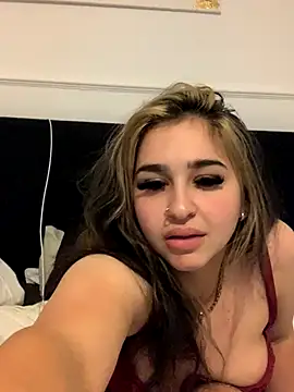 BrunetteBrat-xo online show from October 23, 2025, 9:46 pm