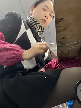 DHJM168 online show from December 17, 2025, 1:00 am