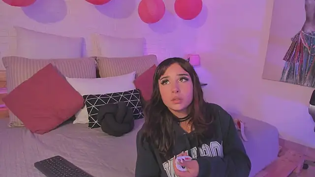 Anie sp online show from September 22, 2025, 8:11 pm