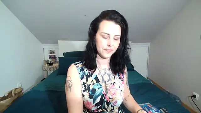 Snapshot of LadyNocturne chatting on March 19, 2026, 6:12 pm LadyNocturne online show from March 19, 2026, 6:12 pm