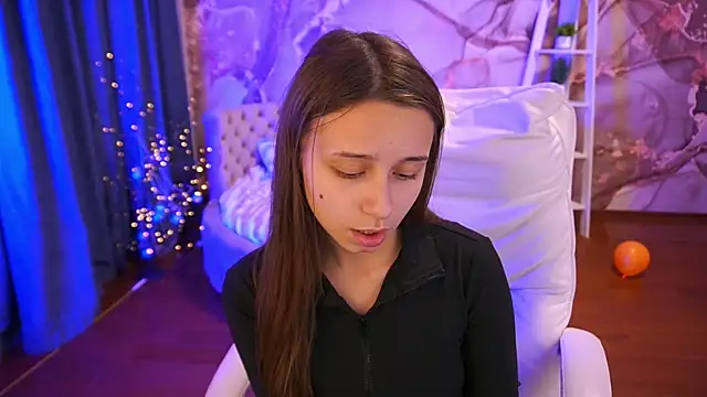 AnnaPearl online show from November 2, 2025, 10:01 pm