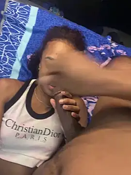 Snapshot of sexy-colombiana chatting on November 21, 2025, 5:00 pm sexy-colombiana online show from November 21, 2025, 5:00 pm