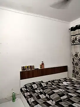 Sexy vernilla online show from September 28, 2025, 3:06 pm