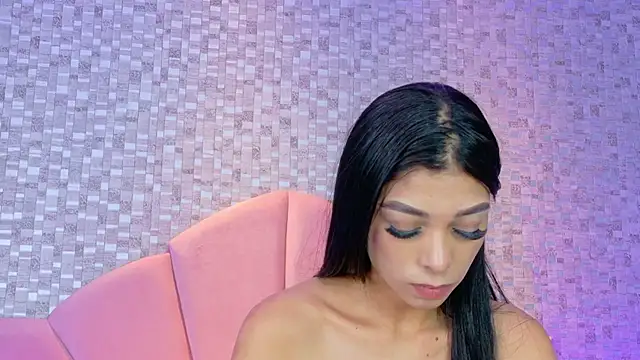 AshleyBaker1 online show from April 18, 2026, 7:07 pm