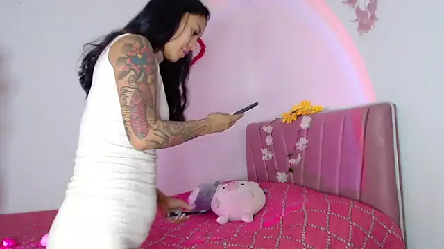 Liahdiaz  online show from September 19, 2025, 12:39 pm