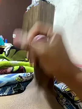 marcqueim online show from October 18, 2025, 9:48 pm