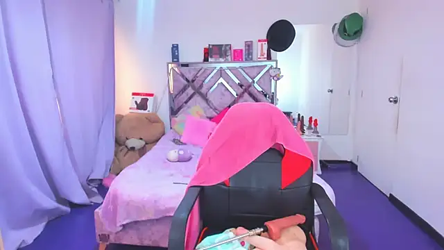 Luna Analya online show from March 20, 2026, 2:55 pm