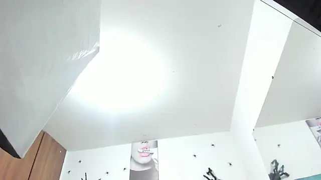 Rihanna hotx online show from November 11, 2025, 3:06 am