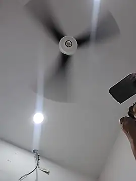 samanthacastrosex online show from December 17, 2025, 7:53 pm