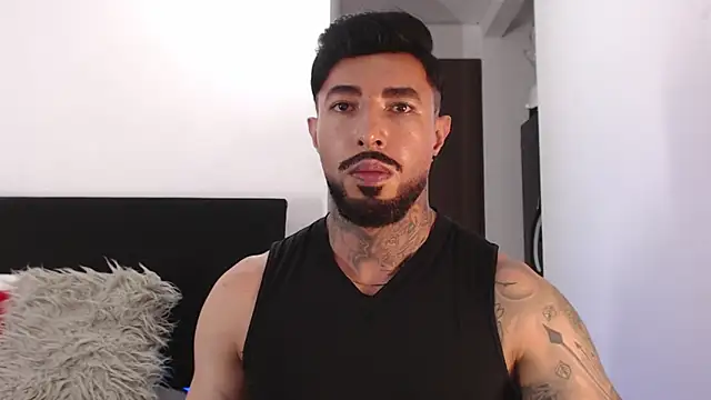 Snapshot of andrea_de_lucaa chatting on June 10, 2026, 3:50 am andrea de lucaa online show from June 10, 2026, 3:50 am