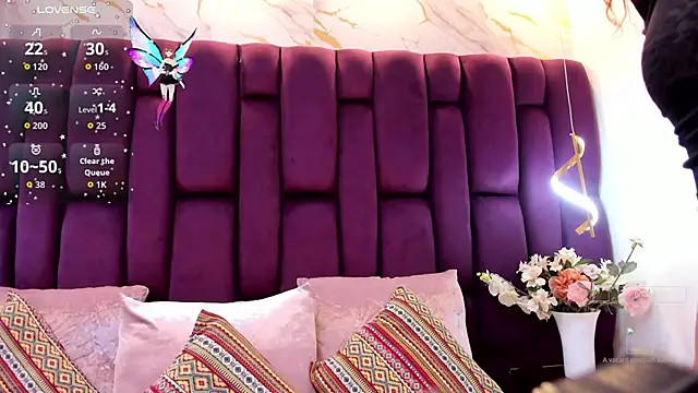 megannherrera online show from October 29, 2025, 11:56 am