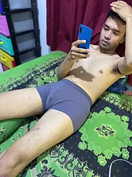 rand1101 online show from April 30, 2026, 6:14 pm