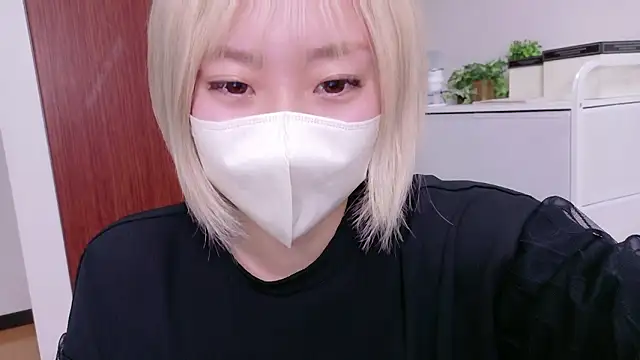 Snapshot of Nana__ch chatting on March 27, 2026, 4:07 pm Nana ch online show from March 27, 2026, 4:07 pm