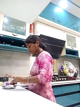 Sneha16 online show from September 9, 2025, 3:06 am