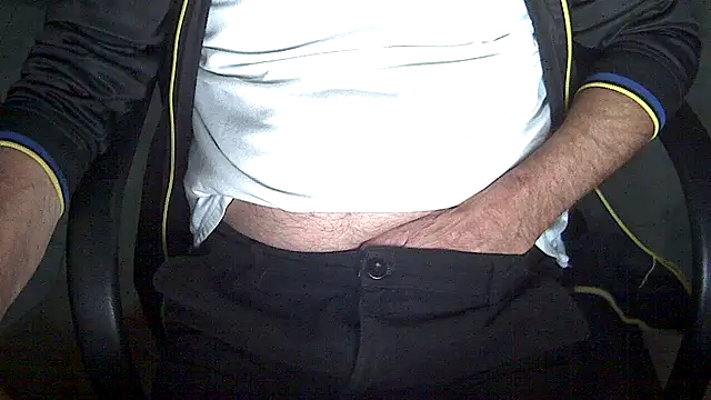 velikifant7 online show from February 4, 2026, 5:13 am