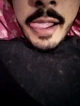 Hotyy subhu online show from November 3, 2025, 1:23 pm