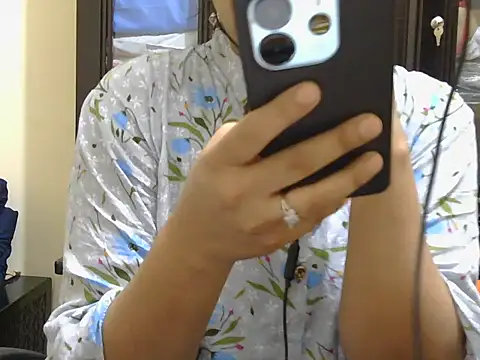 fairy queen07 online show from November 28, 2025, 9:45 am