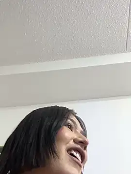 Candy Velvet online show from December 20, 2025, 10:28 pm