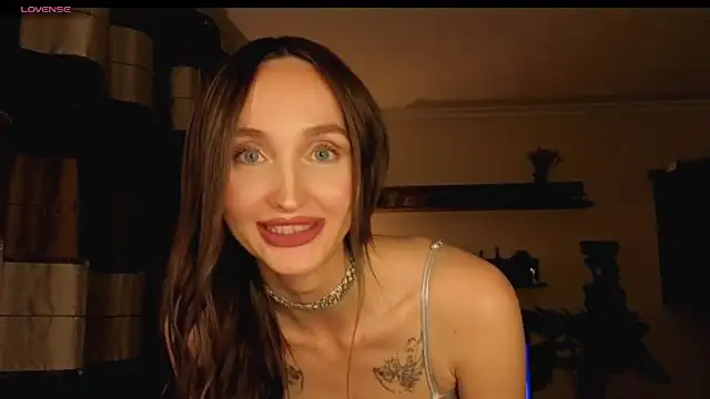 Snapshot of xSweetMissx chatting on September 19, 2025, 8:09 pm xSweetMissx online show from September 19, 2025, 8:09 pm