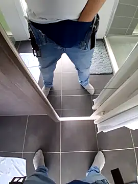 uneviesexy online show from March 24, 2026, 4:12 pm