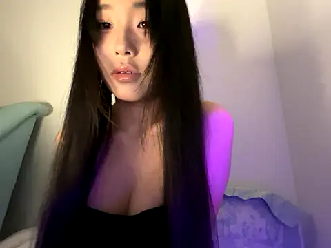 77momomo online show from September 22, 2025, 5:15 pm