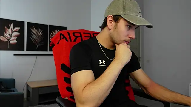 Ethan Fyre online show from September 25, 2025, 1:37 pm