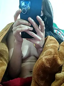 Snapshot of maya-Couple19 chatting on January 9, 2026, 6:49 am maya-Couple19 online show from January 9, 2026, 6:49 am