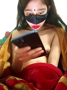 Snapshot of maya-Couple19 chatting on January 12, 2026, 6:13 pm maya-Couple19 online show from January 12, 2026, 6:13 pm