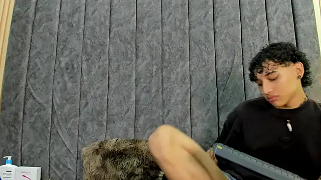 DustinandJordan online show from September 18, 2025, 5:09 am