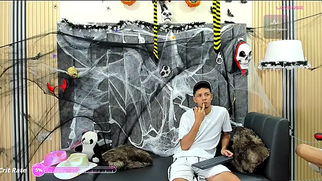 DustinandJordan online show from October 19, 2025, 4:57 am